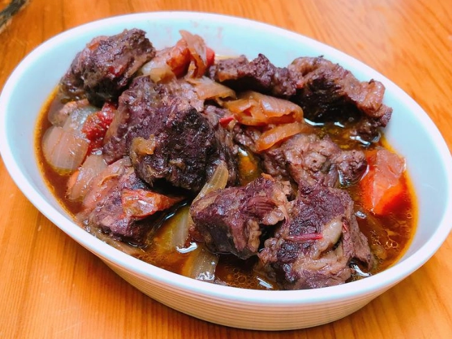 紅酒燉牛肉做法