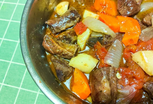 紅酒燉牛肉做法