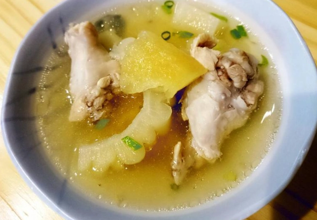 苦瓜雞湯做法 苦瓜雞湯做法