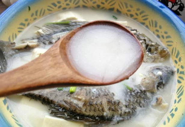 煮魚湯的魚 煮魚湯的魚