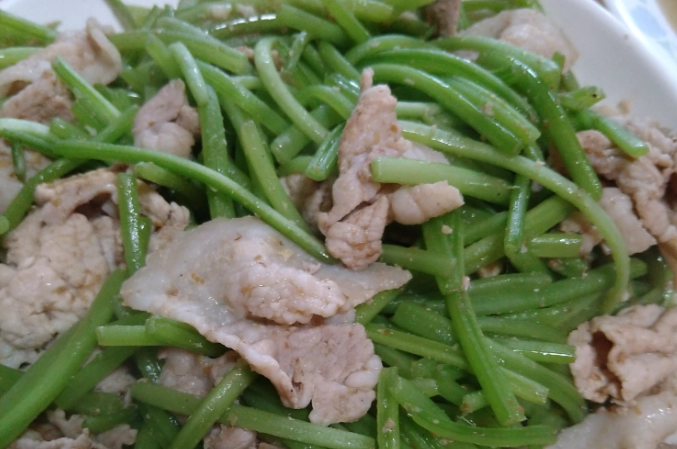 炒地瓜葉梗食譜