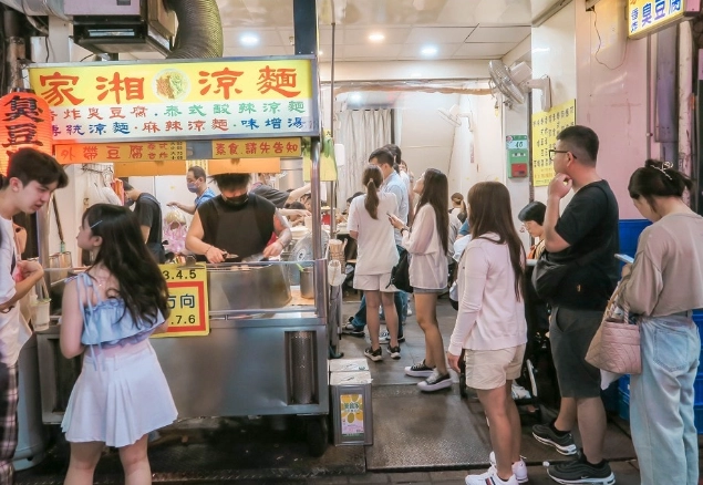 士林夜市排隊
