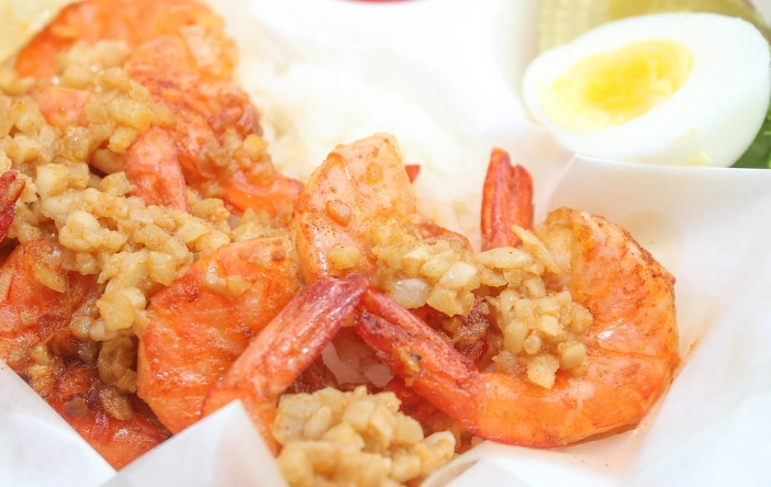 夏威夷蒜蝦飯 做法