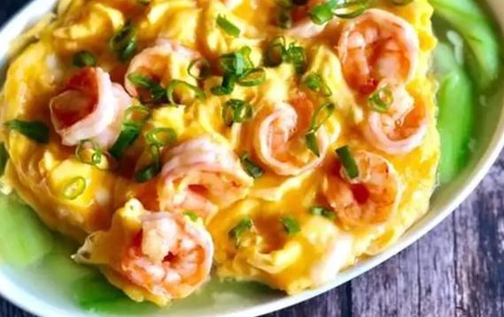 台北滑蛋蝦仁 台北滑蛋蝦仁