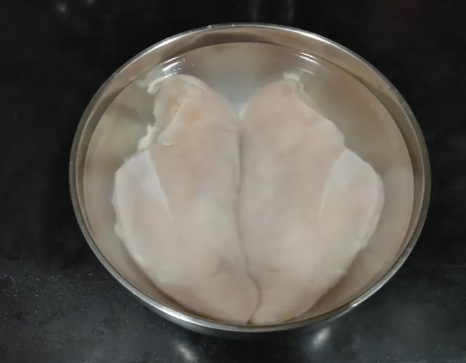 鹽水 醃製 雞胸肉 鹽水 醃製 雞胸肉