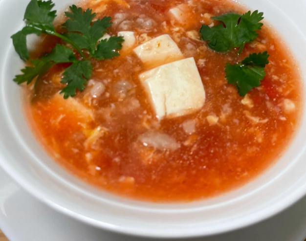 洋蔥蕃茄豆腐湯