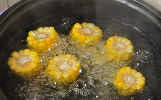 玉米要煮多久