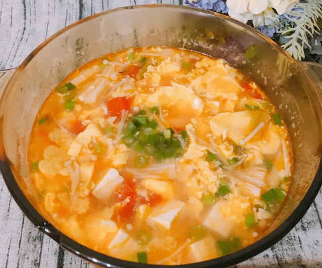 味噌蕃茄豆腐湯 做法
