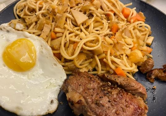 台北牛排鐵板麵