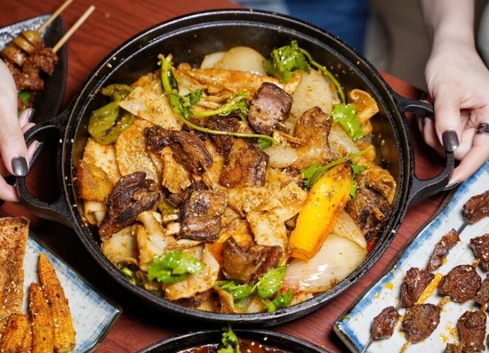 台北南京三民站美食