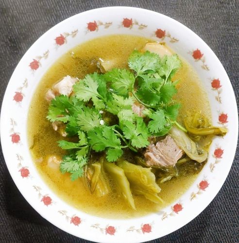 酸菜蘿蔔排骨湯 食譜