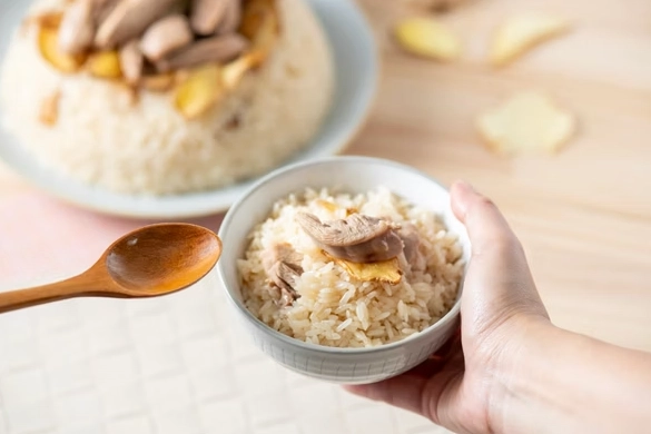 台灣麻油雞米糕餐廳 台灣麻油雞米糕餐廳