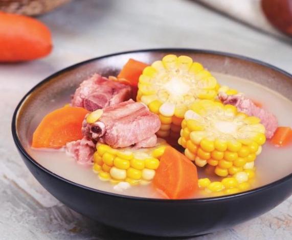 玉米排骨湯不甜
