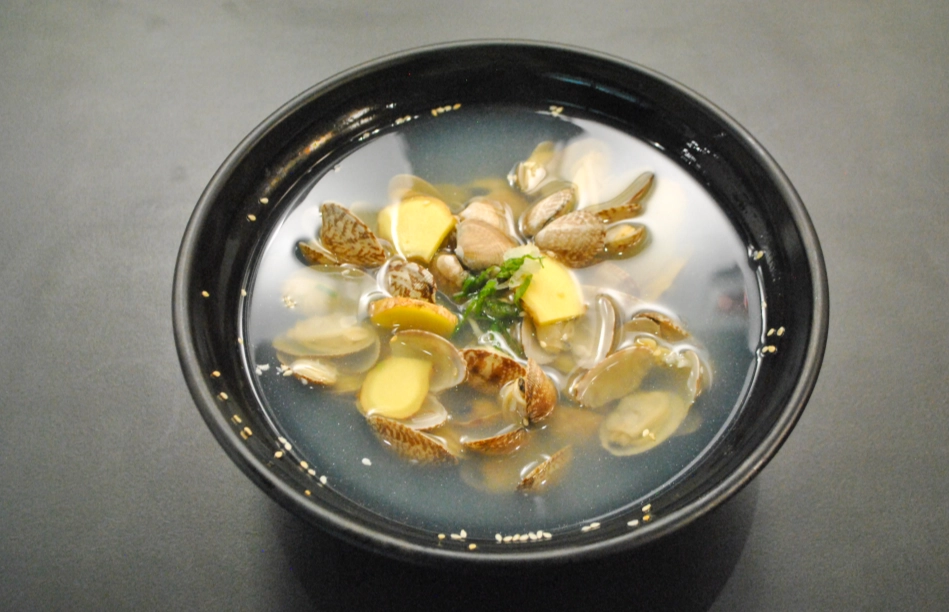 台灣蛤蜊濃湯餐廳