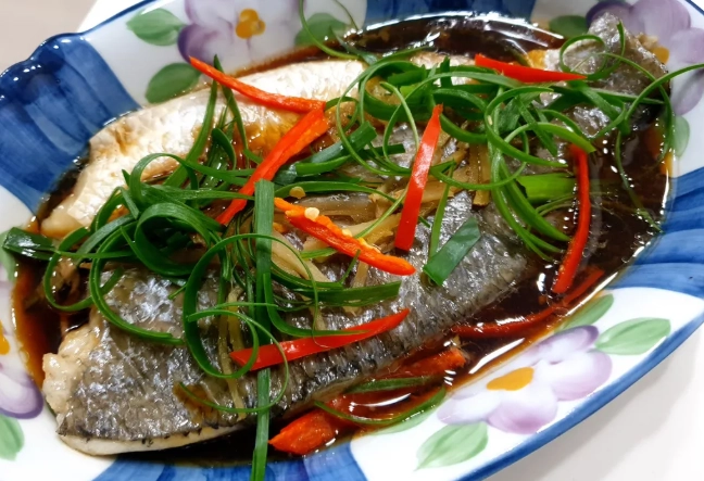 台湾清蒸鲈鱼食谱 台湾清蒸鲈鱼食谱