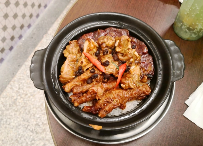 台灣煲仔飯餐廳 台灣煲仔飯餐廳