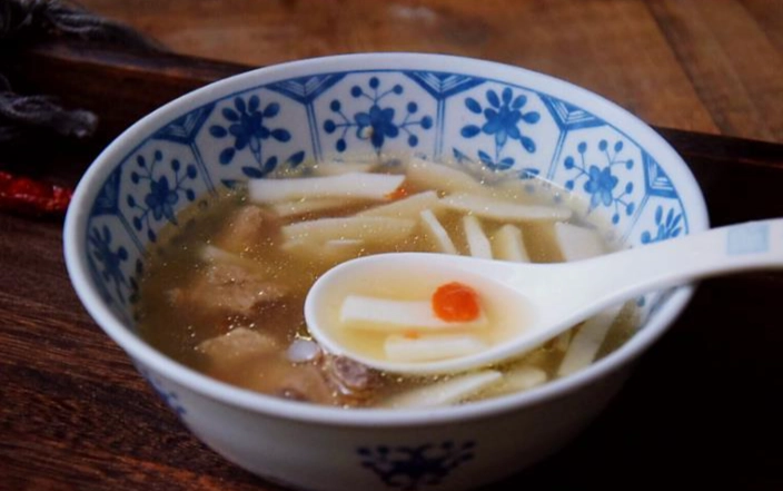 白花椰菜排骨湯